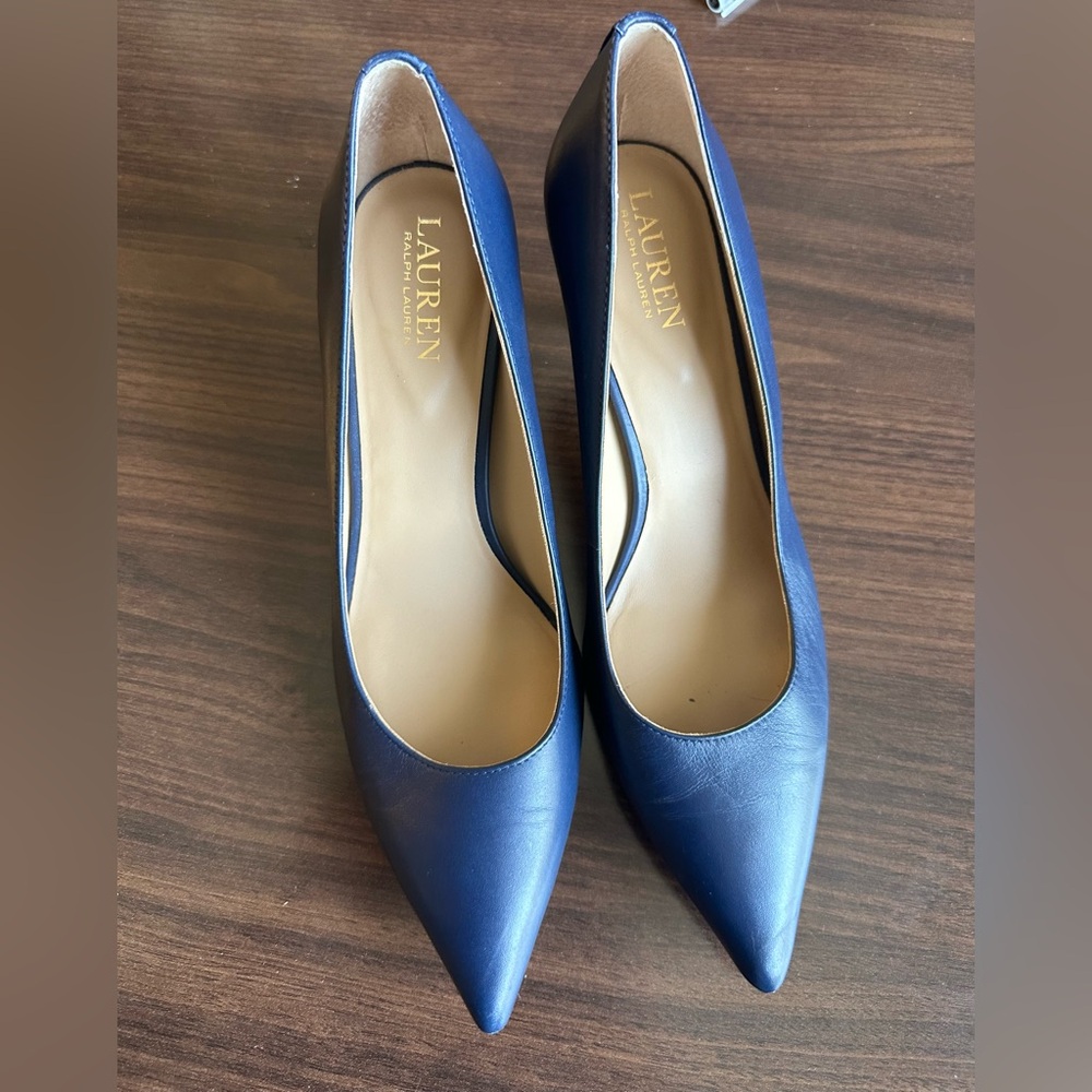 Ralph Lauren women's Lanette Pump (Size 8B)